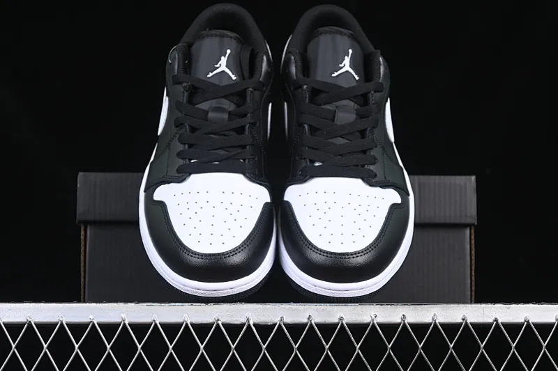 All categories Air Jordan Jordan series basketball shoes Air Jordan 1 Low Air Jordan 1 Low AJ1 Joe 1 black and white low-top retro basketball shoes 553558-043
